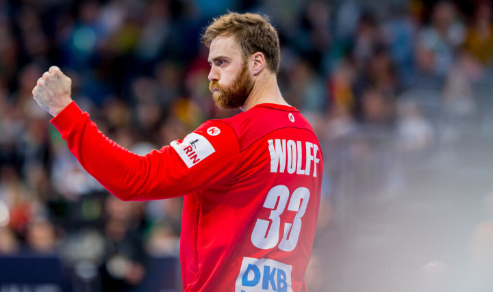 DHB Handball Torwart Wolff beim jubelt gegen Island